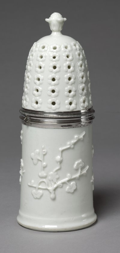 Azucarero, fabricante Fábrica de Porcelana de Saint Cloud, c.1732-1738 de French School