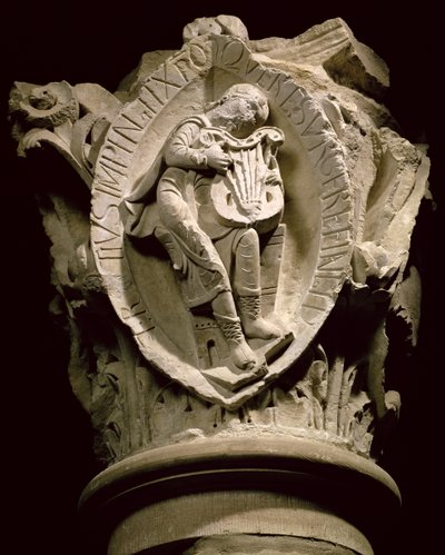 Los sonidos de la música, capitel de columna del deambulatorio en Cluny, c.1115 de French School