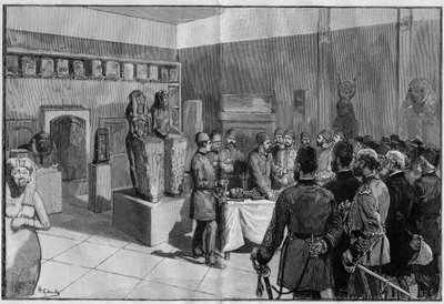 El despojo de la momia de Sesostris (Ramsés II) en el Museo de Boulaq (El Cairo, Egipto) por Gaston Maspero en presencia del jedive Tewfik. Grabado en “Le Monde Illustré” 1886. de French School