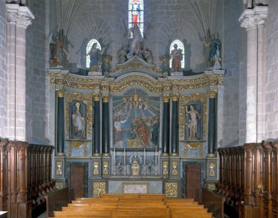 Interior de la iglesia de Pear en Vendée de French School