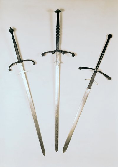 Tres espadas de dos manos, 1570 de French School