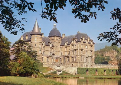 Vista del Chateau de Vizille, construido para el Condestable de Lesgiuieres en 1611-19 de French School