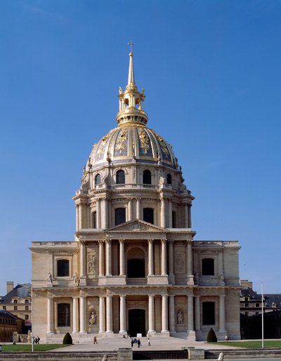 Vista del Hotel des Invalides, un monumento parisino, cuya construcción fue ordenada por Luis XIV en 1670 de French School