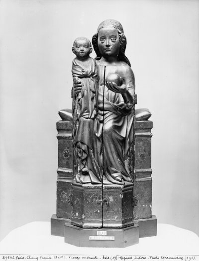 Virgen (que se abre) cerrada, principios del siglo XV de French School