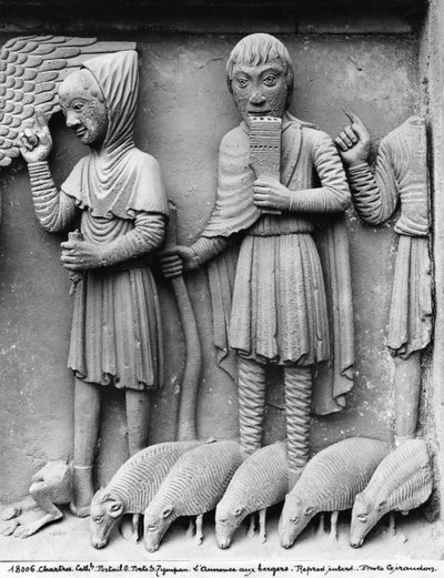 Portal oeste, puerta sur, tímpano que representa a la Virgen y el Niño entronizados, Anunciación a los pastores, c.1145-50 (detalle) de French School