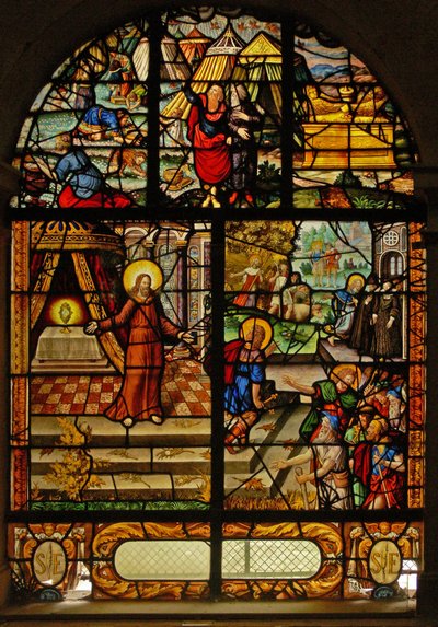 Ventana Charnier-10 que representa el Maná del Cielo; Cristo y la Hostia de French School