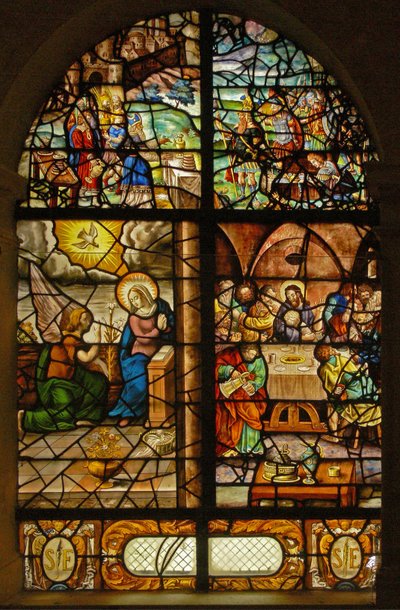 Ventana Charnier-12 que representa a Melquisedec, la Anunciación, la Última Cena de French School