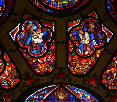 Ventana Ww que representa ángeles de French School