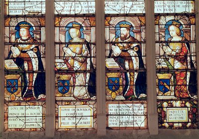 Ventana que representa a Louis de Bourbon (1465-1520) Príncipe de La Roche-sur-Yon, Louise de Bourbon (m.1561) Condesa de Montpensier, Louis II de Bourbon (1513-82) Duque de Montpensier y Jacquette de Longwy de French School