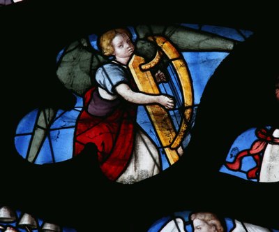 Ventana que representa a un Ángel Musical de French School