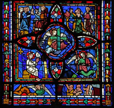 Primera sección de la ventana w7; En el centro están las Reliquias de la Pasión (la Cruz y la Lanza); en otros lugares hay monjes disputando y paneles interpolados del Juicio Final de French School