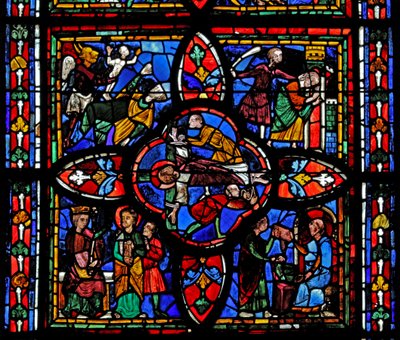 Segunda sección de la ventana w7: en el centro está la crucifixión de San Pedro; en otros lugares está San Pedro ante Nerón; San Pedro encarcelado; el diablo toma un alma de French School