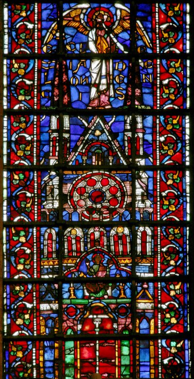 Ventana w101 que representa la iglesia catedral de Laon de French School