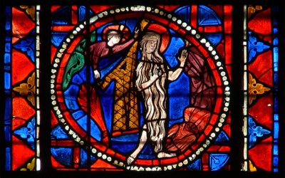 Ventana w109 que representa a Santa Inés protegida milagrosamente por su cabello de French School