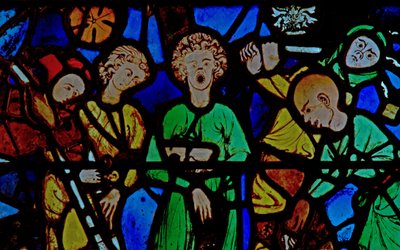 Ventana w10 que representa una escena de la vida de San Vicente de French School