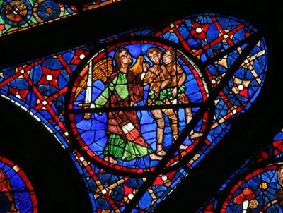Ventana w115 que representa a Adán y Eva expulsados del Edén de French School
