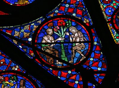 Ventana w115 que representa a Adán y Eva seducidos por el conocimiento del árbol del bien y del mal de French School