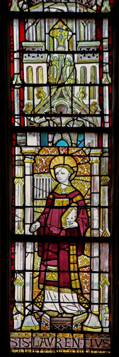 Ventana w12 que representa a San Lorenzo de French School