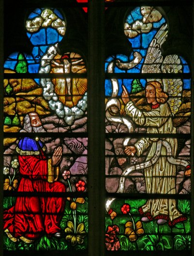 Ventana w136 que representa escenas de la historia de Daniel: una visión de la Crucifixión de French School