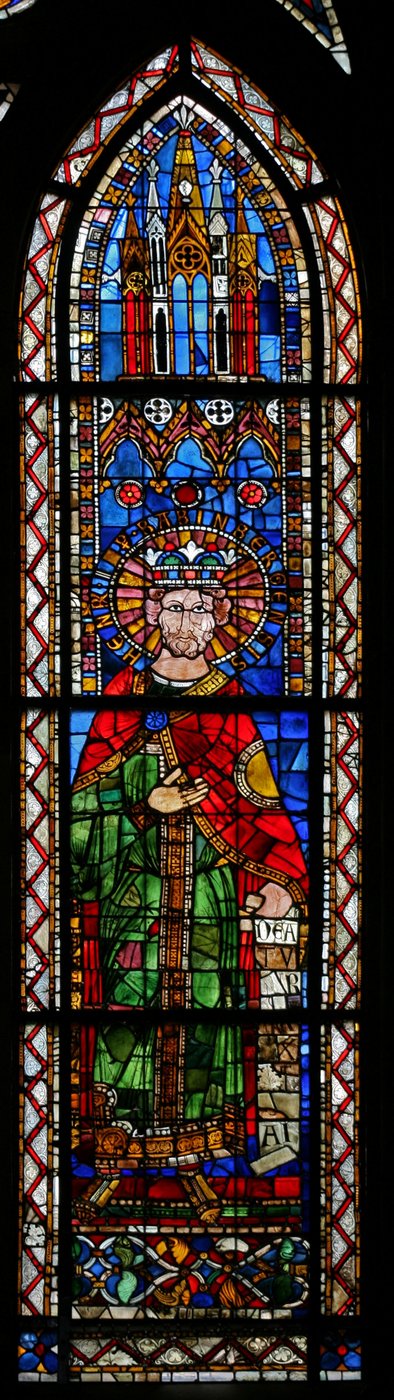 Ventana w15 que representa al emperador Enrique II de French School