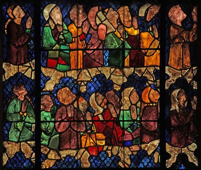 Ventana w16 que representa una escena del Juicio Final: los Elegidos de French School