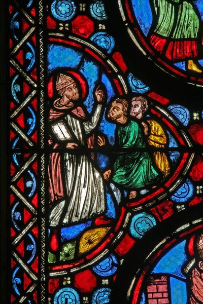 Ventana w1 que representa una escena de la vida de San Martín de French School