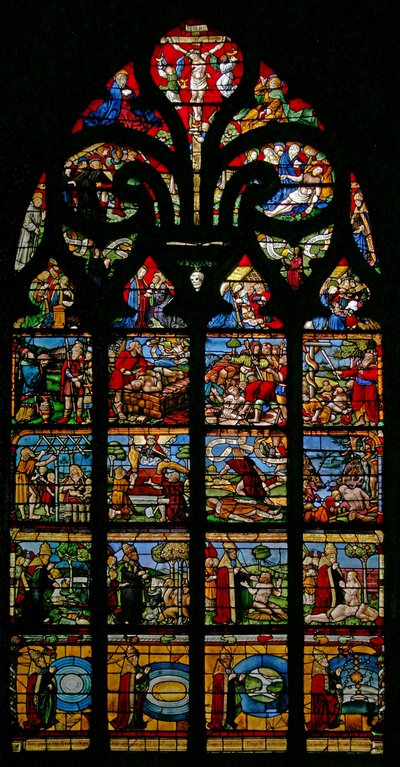 Ventana w1 que representa la Creación, el Génesis y la Redención de French School