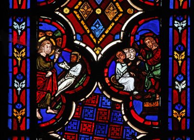 Ventana w1 que representa la resurrección de Lázaro de French School