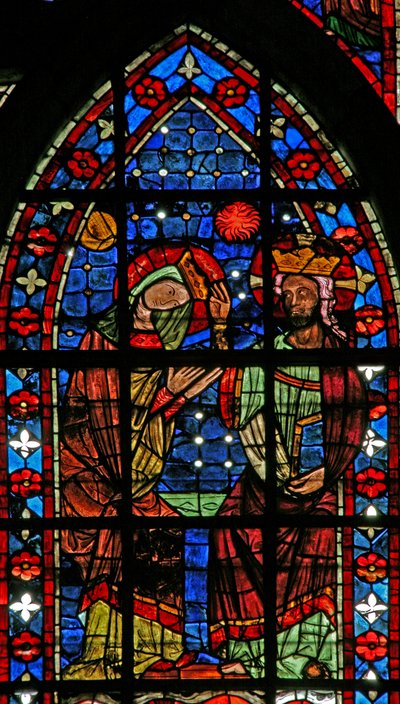 Ventana w201 que representa la Coronación de la Virgen de French School