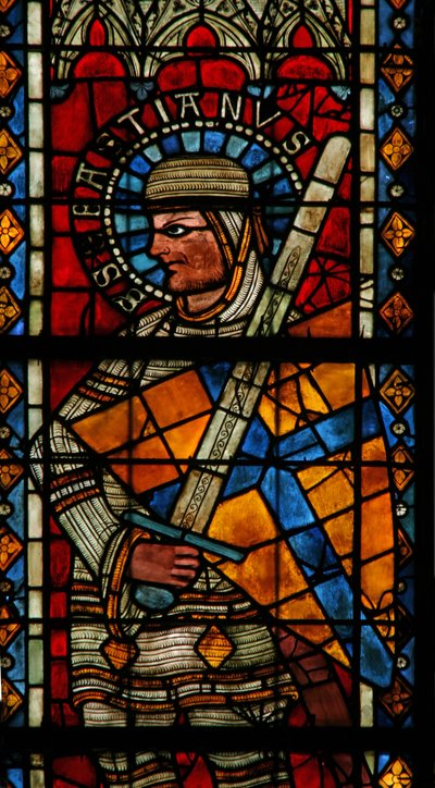 Ventana w203 que representa a San Sebastián de French School