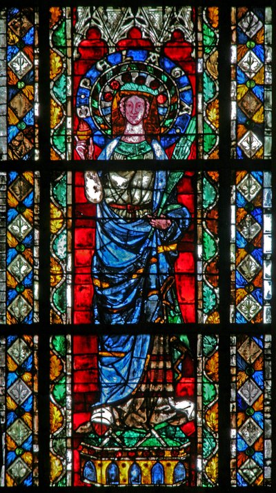 Ventana w204 que representa a Santa Pelagia de French School