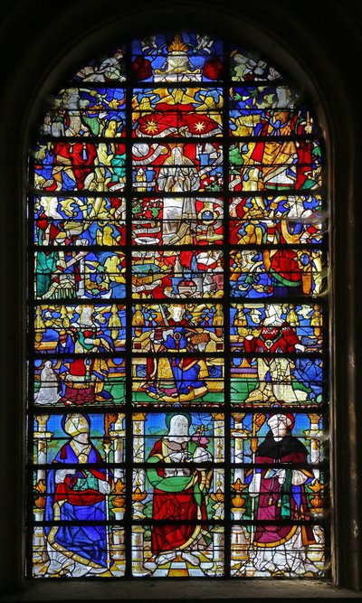 Ventana w32 que representa la Letanía de la Virgen y San Lubin, San Juan Bautista y San Mauro de French School