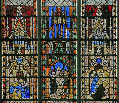 Ventana w5 que representa escenas de la vida de San Juan Bautista de French School