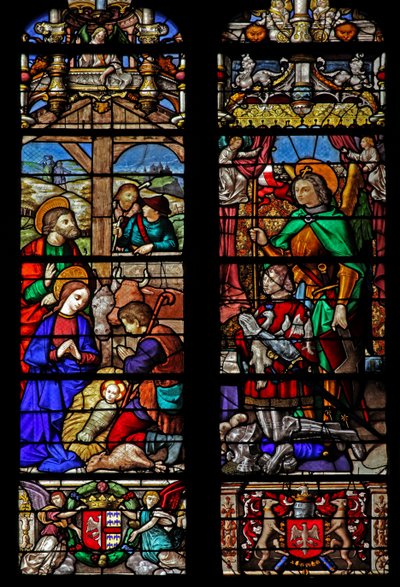 Ventana w6 que representa la Natividad con pastores; los donantes observan de French School