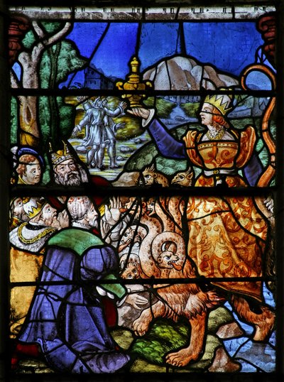 Ventana w7 que representa una escena del Libro del Apocalipsis de San Juan: la mujer sobre la bestia con 7 cabezas de French School