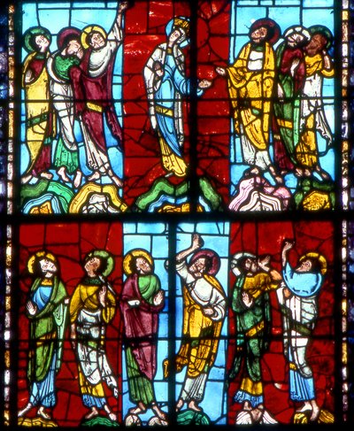 Ventana que representa a los Apóstoles en la Ascensión de French School