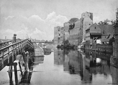 Castillo y puente de Newark, c1896 de Frith and Co
