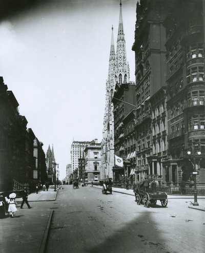 Quinta Avenida, mirando al norte desde la Calle 49 de G.P. Hall und Sohn