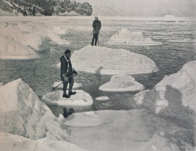 Campbell y Priestley a la deriva en hielo de panqueque, 1912, 1913 de G. Murray Levick