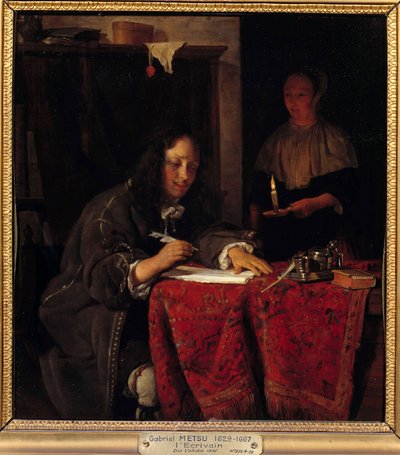 El escritor. Sirvienta sostiene una vela para que el escritor tenga luz para escribir de Gabriel Metsu
