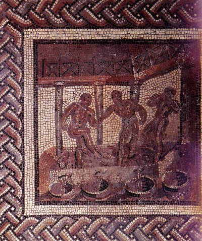 Arte Galo-Romano: pavimento de mosaico representando un calendario rústico. Escena de pisado de uvas en una cuba de Gallo Roman