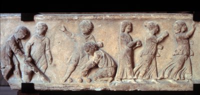 Arte galo-romano: friso de mármol en bajo relieve de un sarcófago que representa a niños jugando a la pelota. Siglo II d.C. París, Museo del Louvre de Gallo Roman