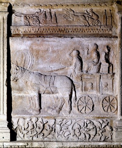 Bajorrelieve del período galo-romano que representa un carro tirado por caballos, llevando pasajeros. Aviñón, Museo Calvet de Gallo Roman Gallo Roman