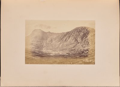 Stickle Tarn y Pavey Ark de Garnett and Sproat