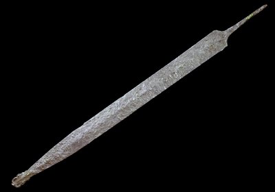 Arte de la Galia: Lanza de Hierro, Edad del Hierro (400 a.C.). Museo de Antigüedades, Saint Germain en Laye. de Gaulish