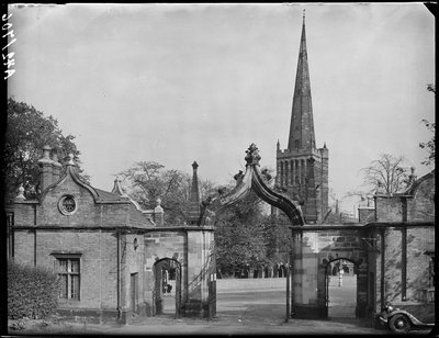 Aston Hall, Entrada, Witton Lane, Aston Park, Aston, Birmingham, 1941 de George Bernard Mason