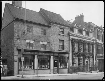 Calle Alta, Sutton Coldfield, Birmingham, Primavera 1942 de George Bernard Mason
