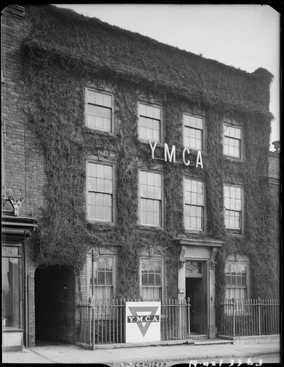 Hostal YMCA, High Street, Sutton Coldfield, Birmingham, primavera de 1942 de George Bernard Mason