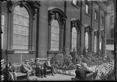 Iglesia de la Santísima Trinidad, Boar Lane, Leeds, 1941 de George Bernard Wood