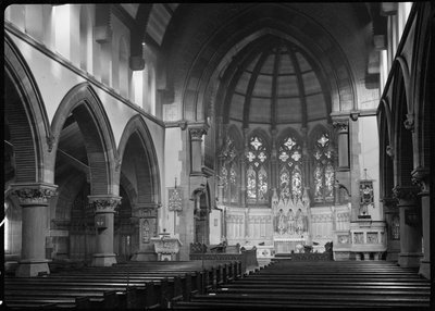 Iglesia de San Clemente, Chapeltown Road, Sheepscar, Leeds, 1942 de George Bernard Wood